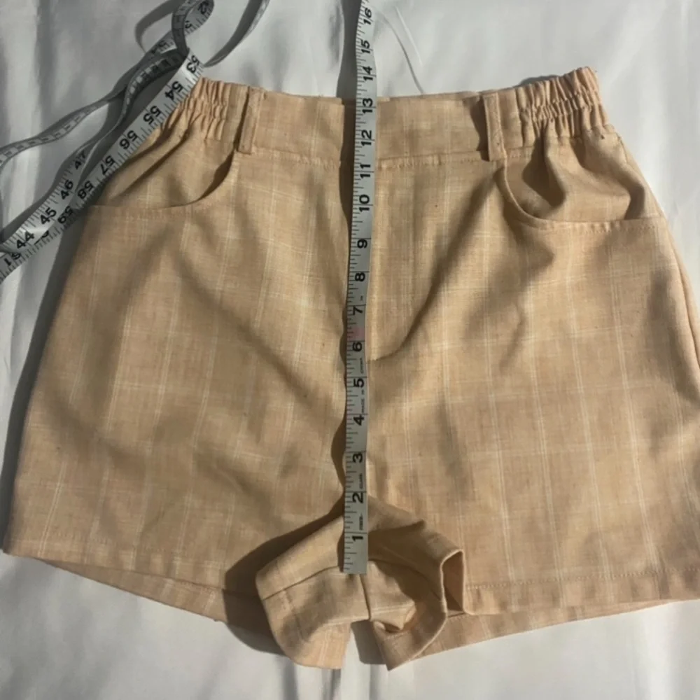 Emory Park High Waisted Plaid Print Elastic Waist Peach Shorts